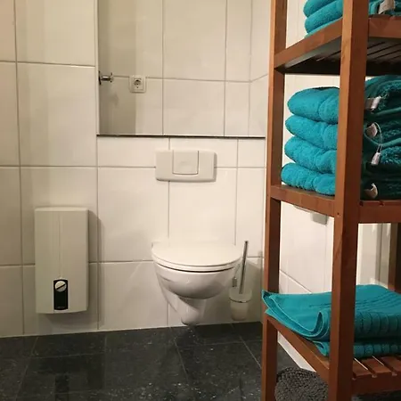 Bredeneyer Strasse 66a * Essen